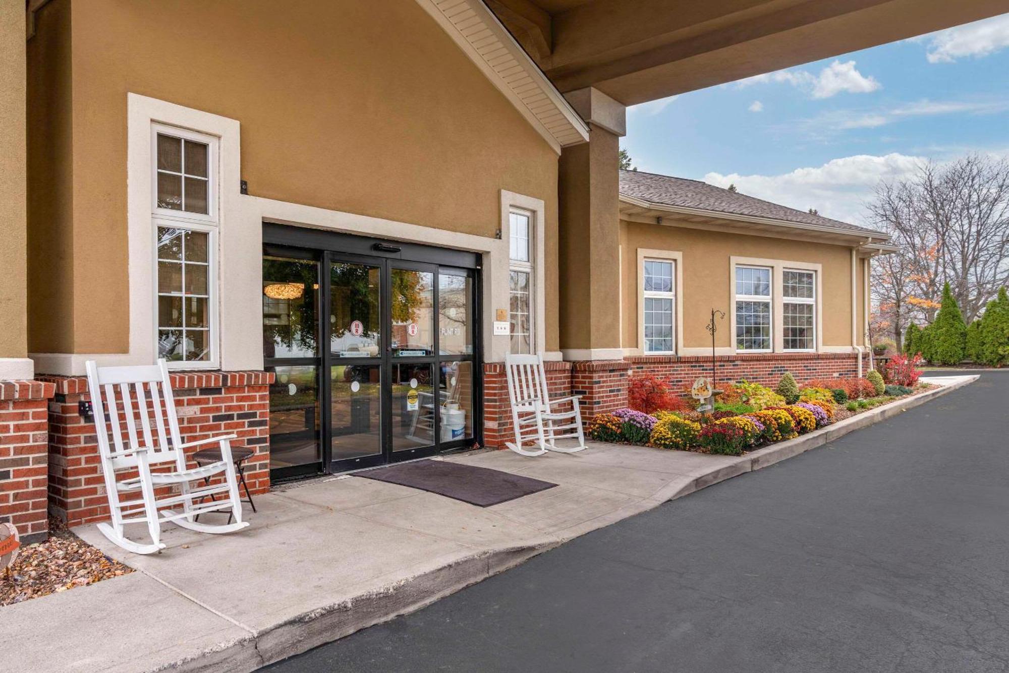 Comfort Inn University Amherst Exterior foto